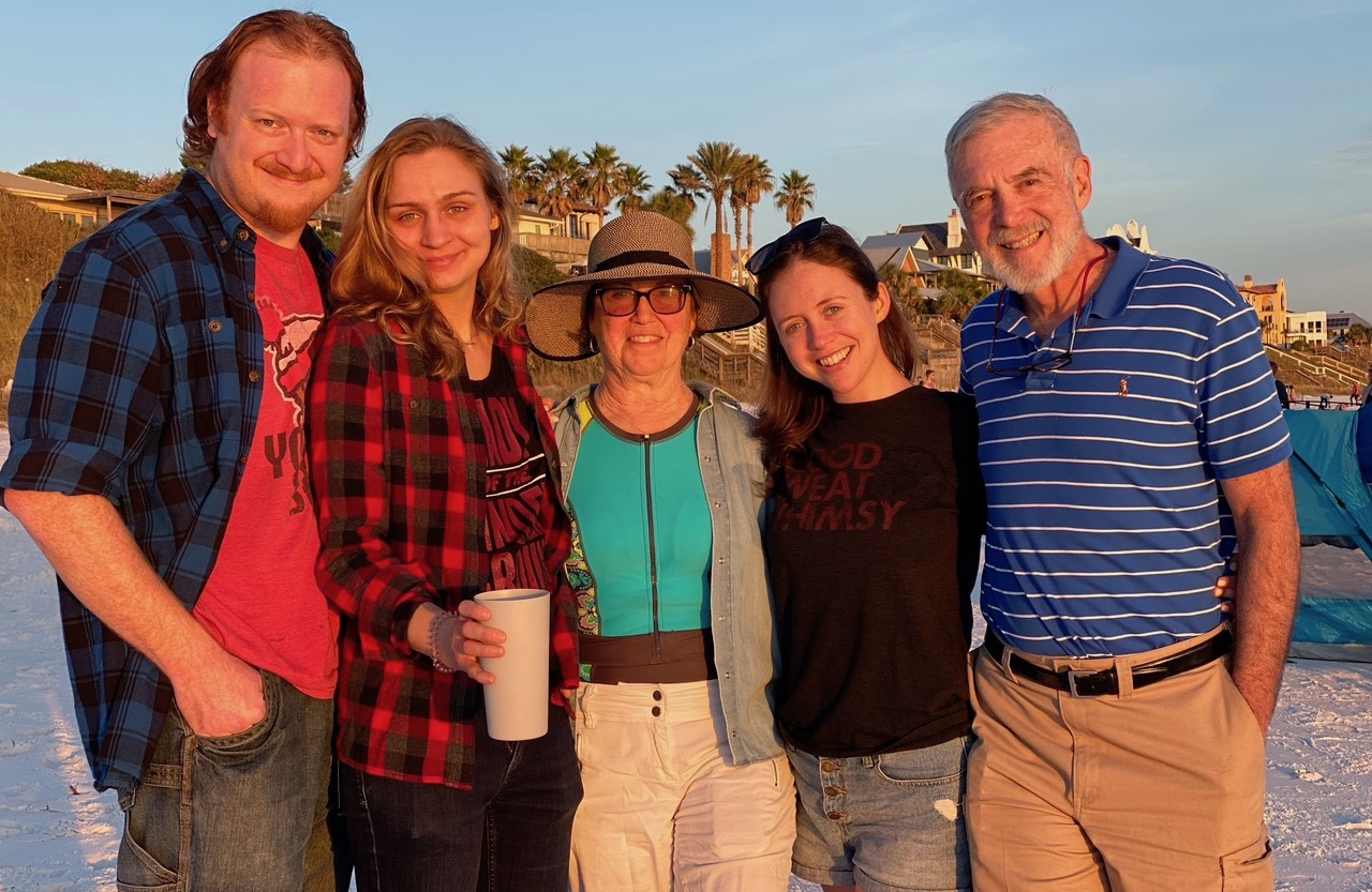  /><span>Marta (center) with her son and his partner on the left and her daughter and husband on the right.</span></p>
<p><strong>Raising children in the city could be considered somewhat novel in a country where the conventional wisdom dictates a move to the suburbs as a family grows. But one family in Washington, DC is glad they stayed in the city, which they believe offers benefits that suburbs often can’t replicate. The challenge is to ensure that <a href=